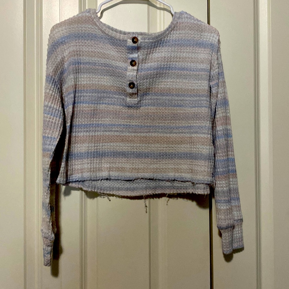Cropped small sweater